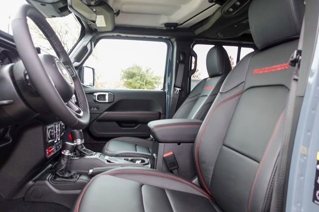 New 2026 Jeep Wrangler Unlimited Rubicon w/ Technology Group image 14