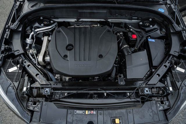 Used 2023 Volvo XC60 B5 Plus w/ Climate Package image 20