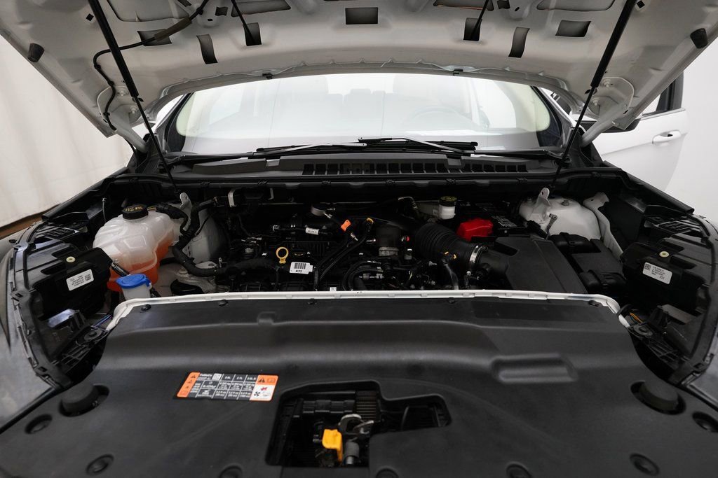 Used 2023 Ford Edge SEL w/ Convenience Package image 3