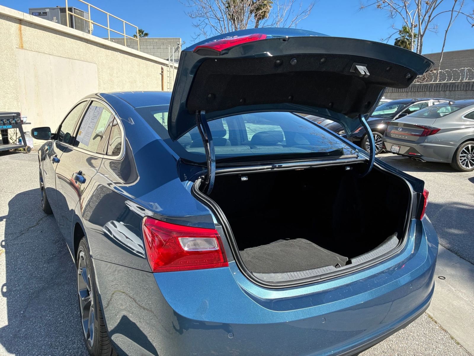 Used 2024 Chevrolet Malibu LT image 12