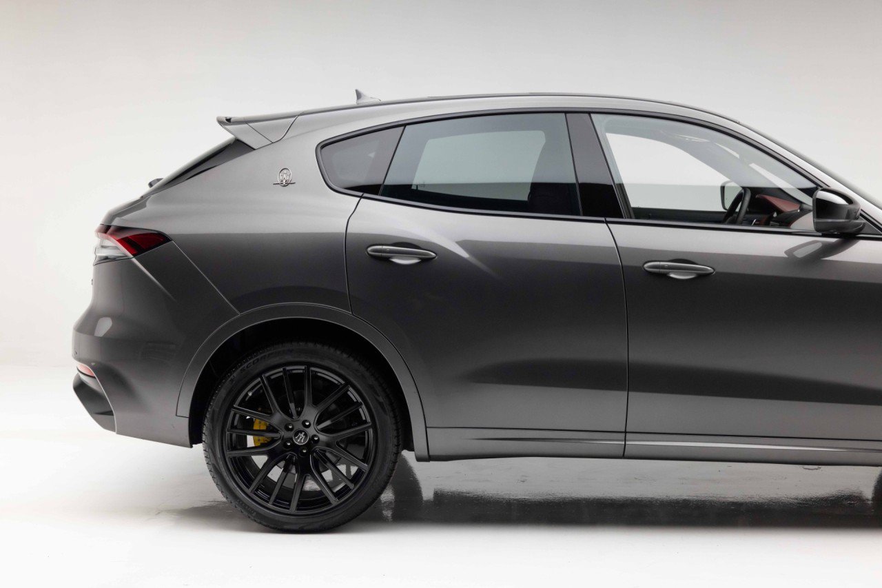 Used 2021 Maserati Levante S GranSport AWD/4WD image 21