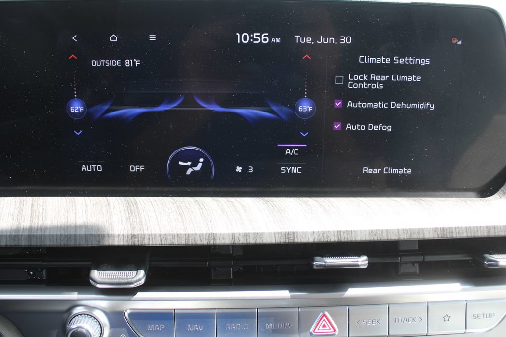 Certified 2024 Kia Telluride EX w/ EX Captain's Chair Package FWD image 51