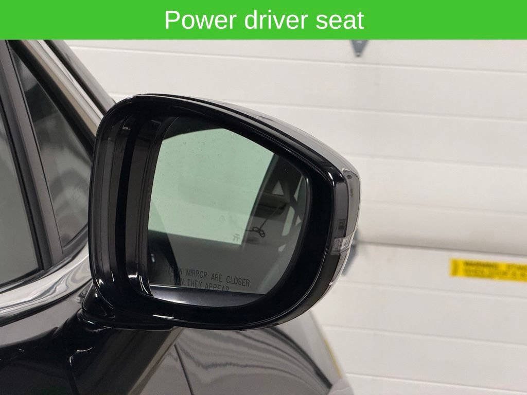 Used 2025 Chrysler Pacifica Select FWD image 13