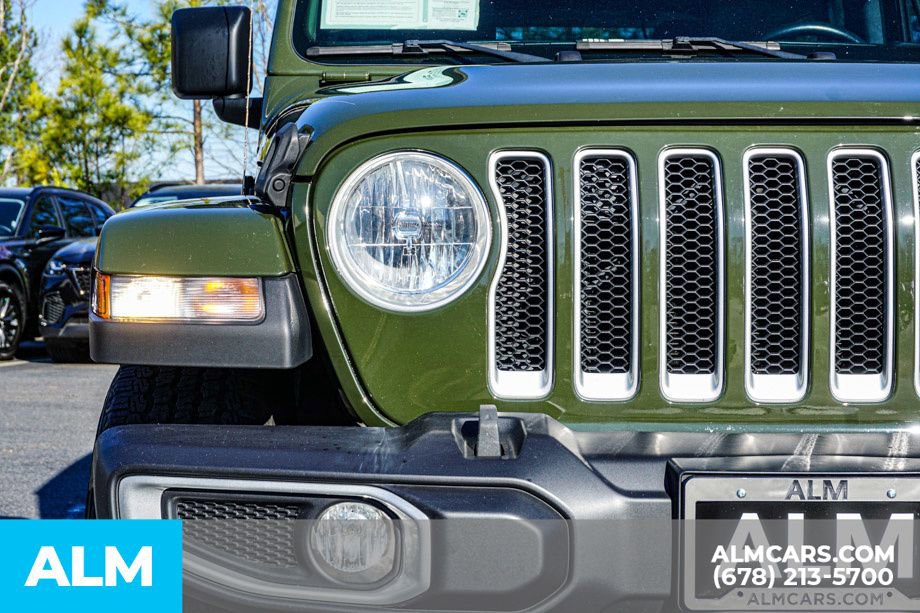 Used 2022 Jeep Wrangler Unlimited Sahara w/ Dual Top Group image 12