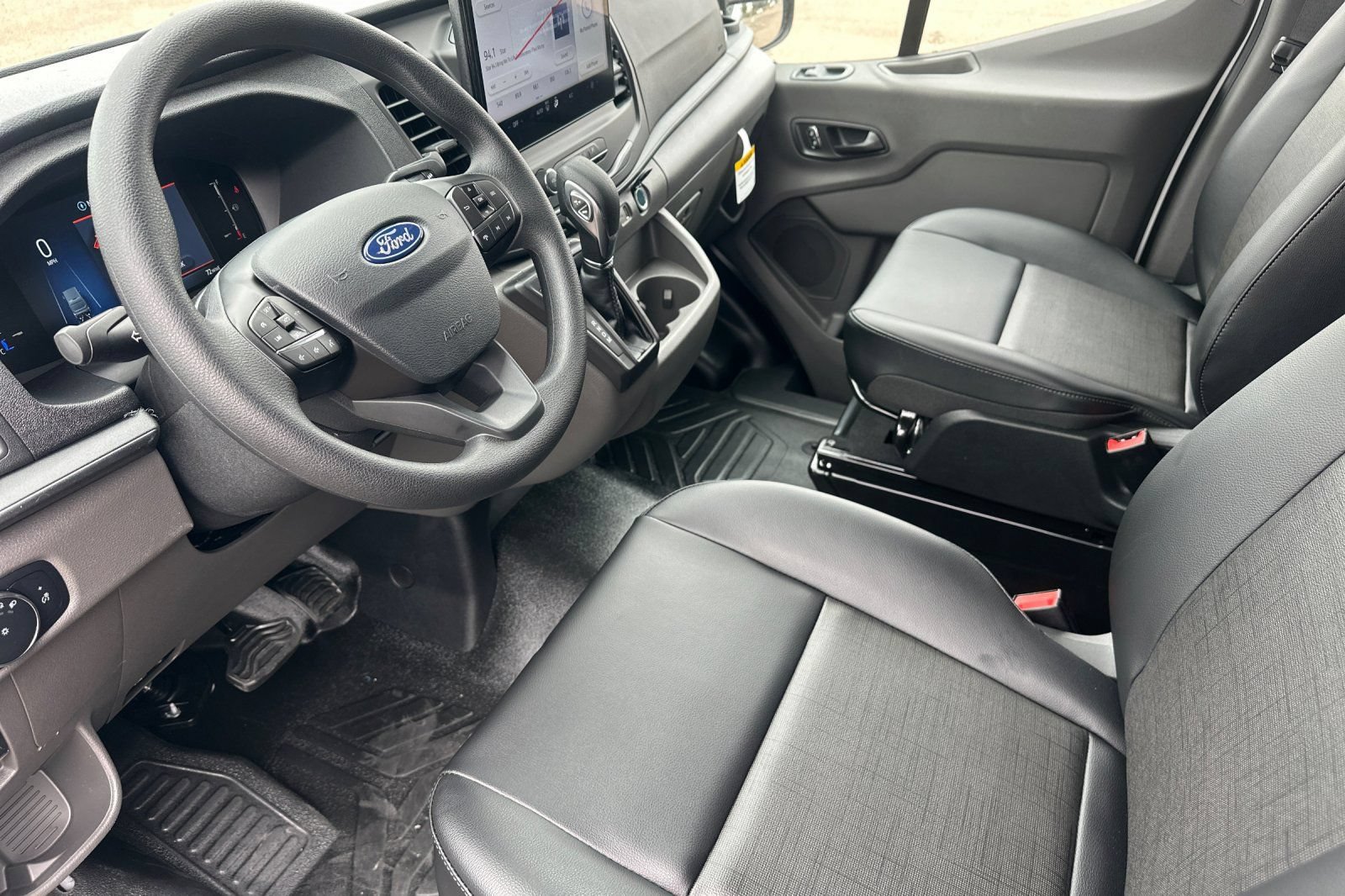 New 2026 Ford Transit 250 Low Roof RWD image 6