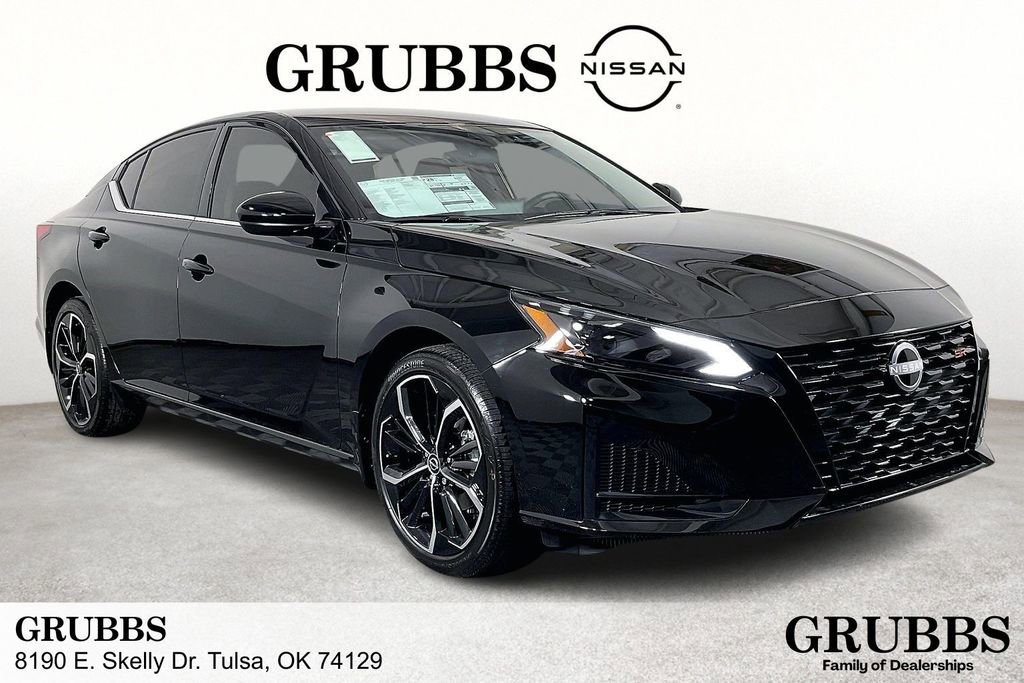 New 2026 Nissan Altima 2.5 SR w/ SR Midnight Edition Package