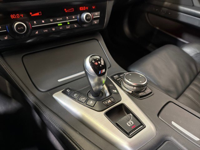 Used 2015 BMW M5 image 29