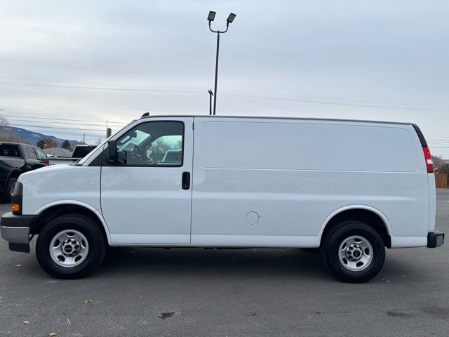 Certified 2022 GMC Savana 2500 w/ Driver Convenience Package image 5