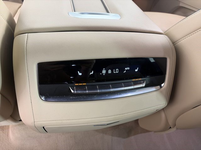 Certified 2023 Cadillac Escalade Premium Luxury w/ Performance Package AWD/4WD image 7