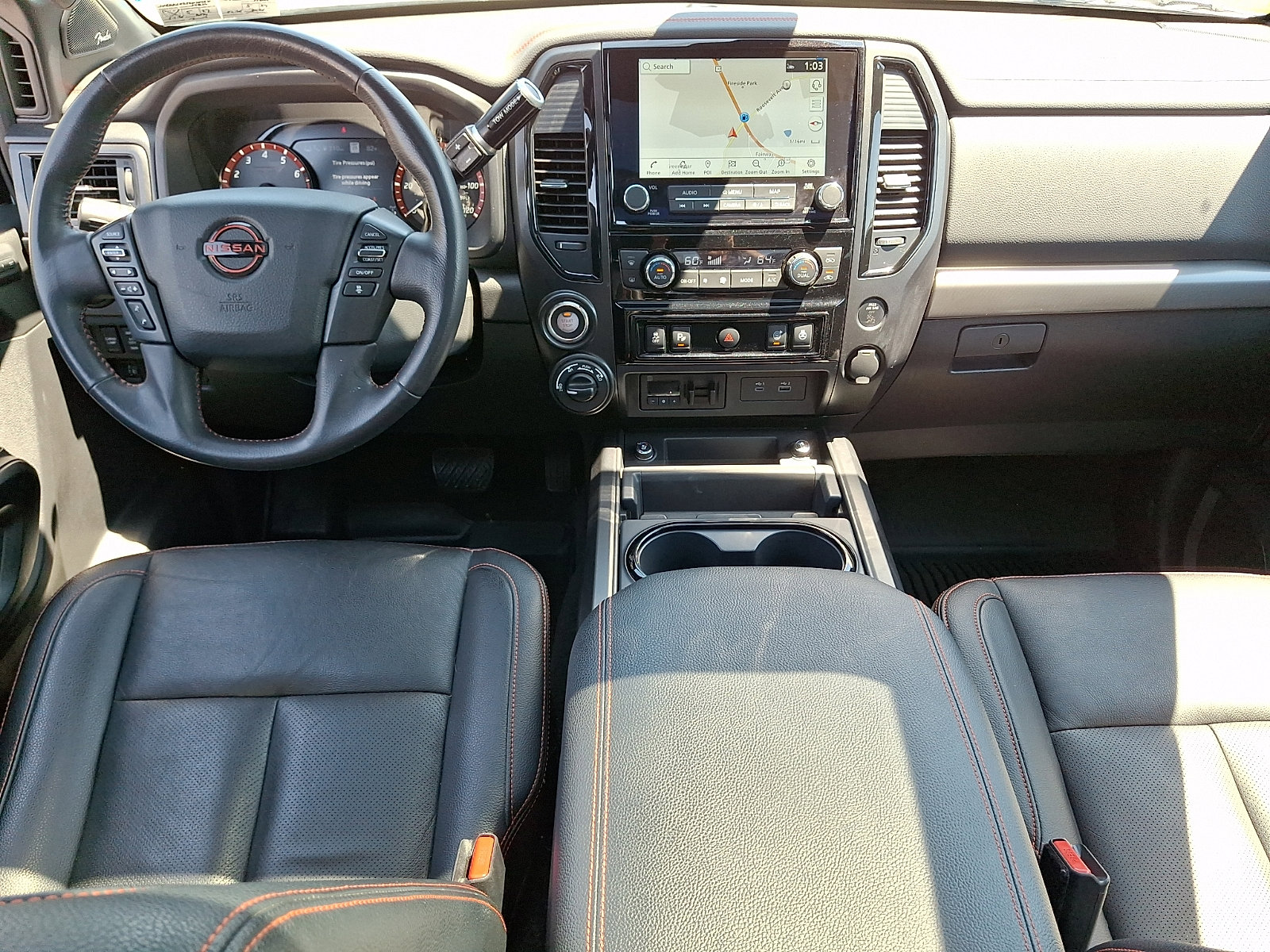 Used 2024 Nissan Titan PRO-4X w/ Pro-4x Convenience Package AWD/4WD image 16