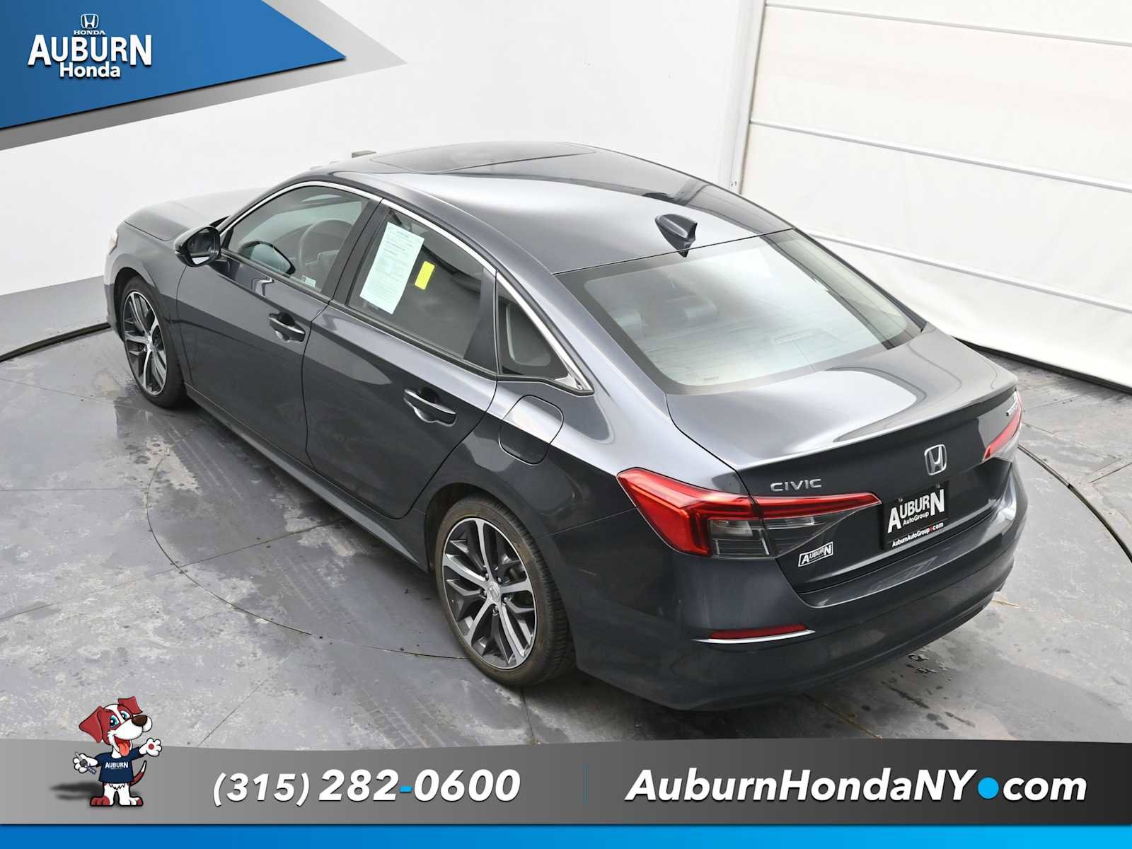 Used 2024 Honda Civic Touring image 20