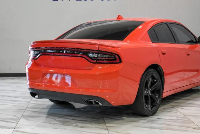 Used 2017 Dodge Charger R/T RWD image 13