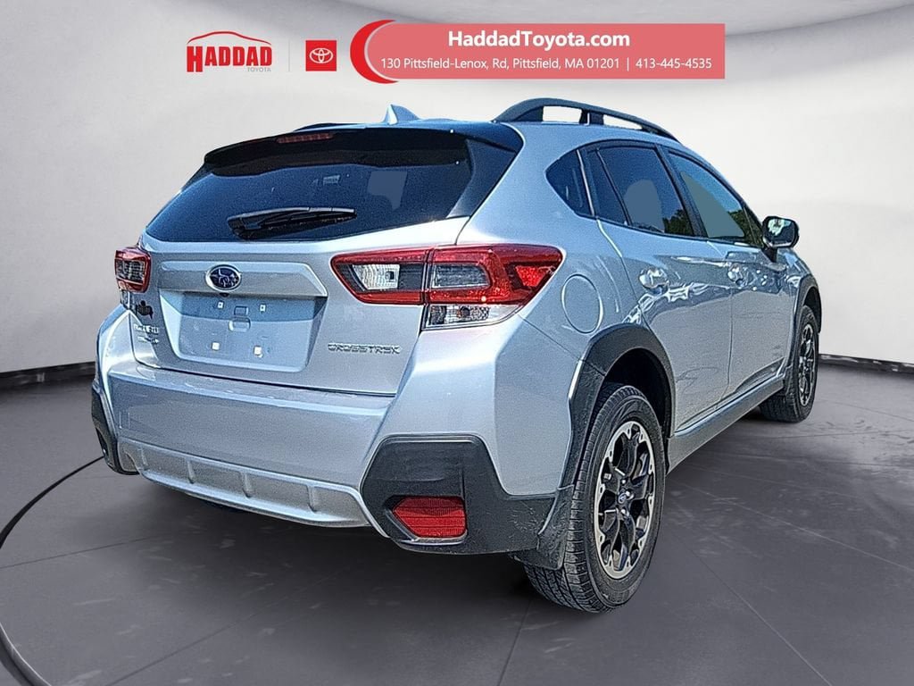 Used 2023 Subaru Crosstrek 2.0i Premium AWD/4WD image 6