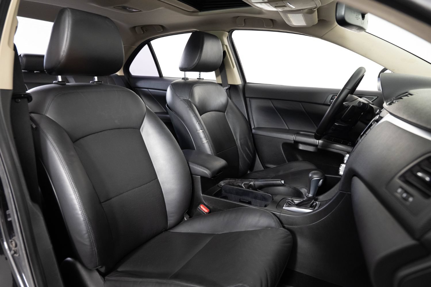 Used 2010 Suzuki Kizashi SLS AWD/4WD image 27