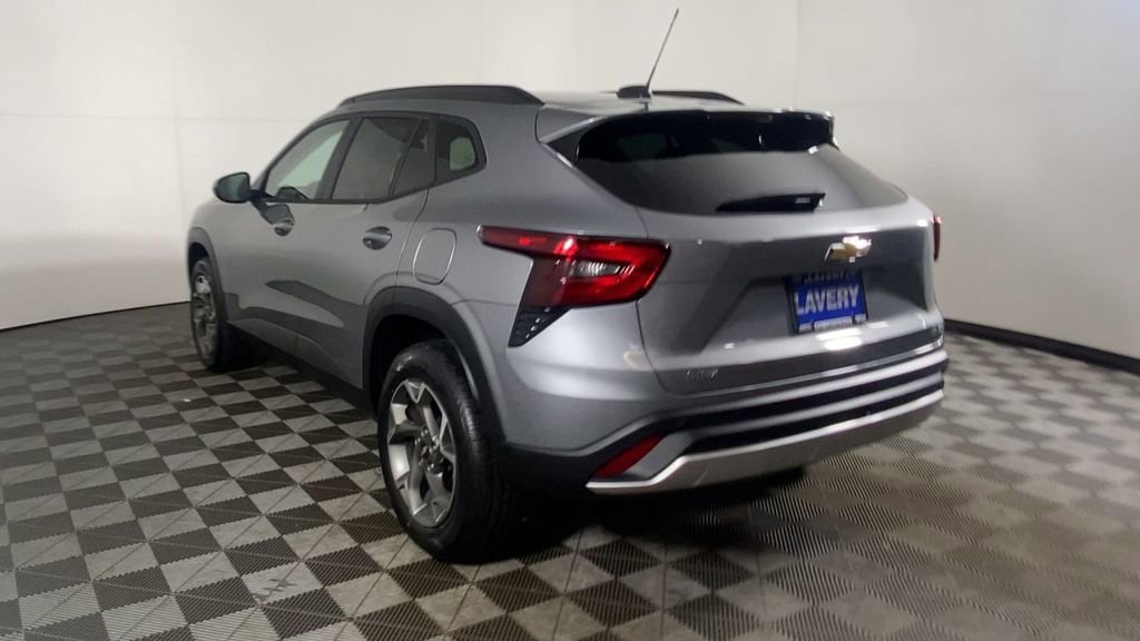 New 2026 Chevrolet Trax LT w/ Driver Confidence Package image 7