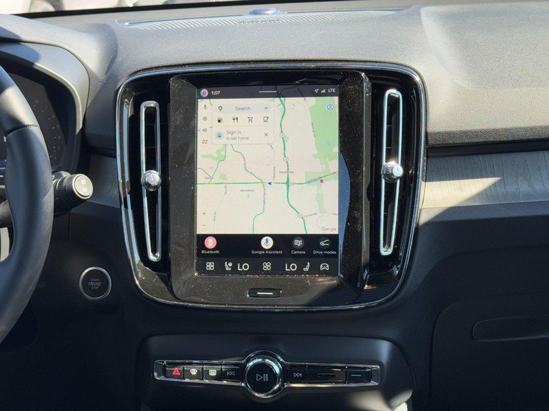 New 2026 Volvo XC40 B5 Ultra w/ Climate Package AWD/4WD image 8