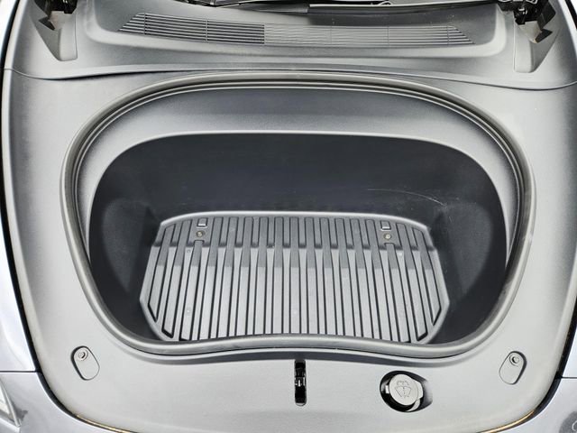 Used 2025 Tesla Model 3 Long Range RWD image 13