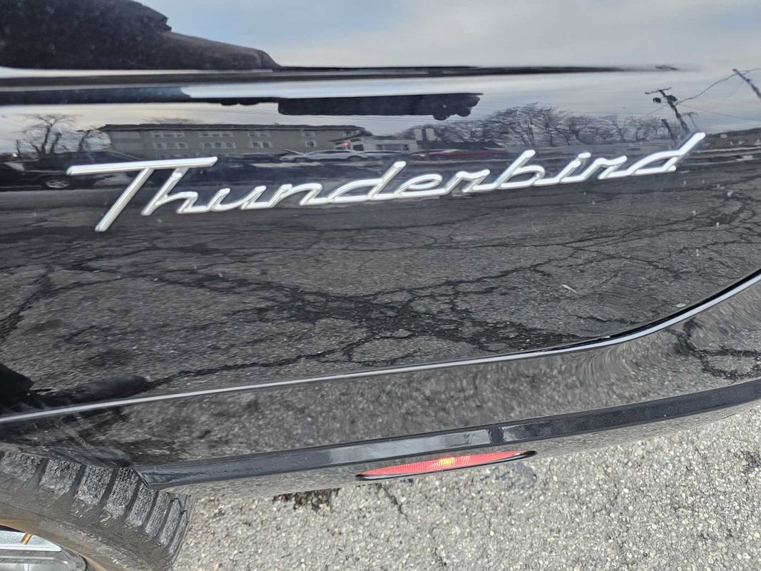 Used 2005 Ford Thunderbird image 16