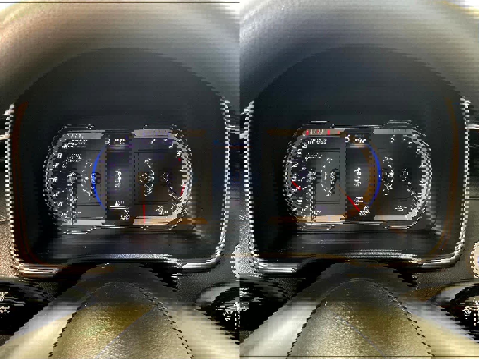 Used 2022 Hyundai Santa Cruz SEL image 24