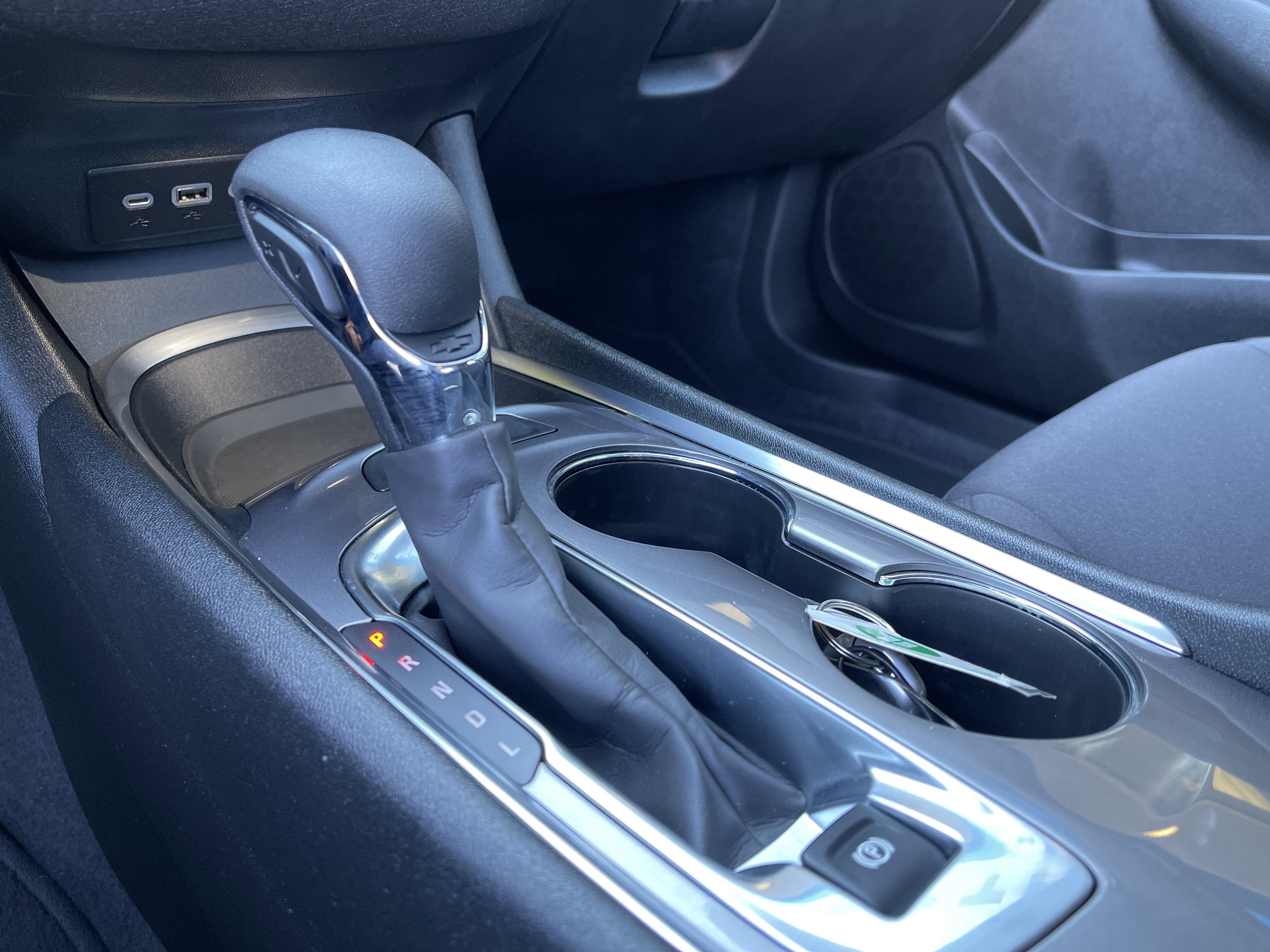 Used 2022 Chevrolet Malibu LT image 31