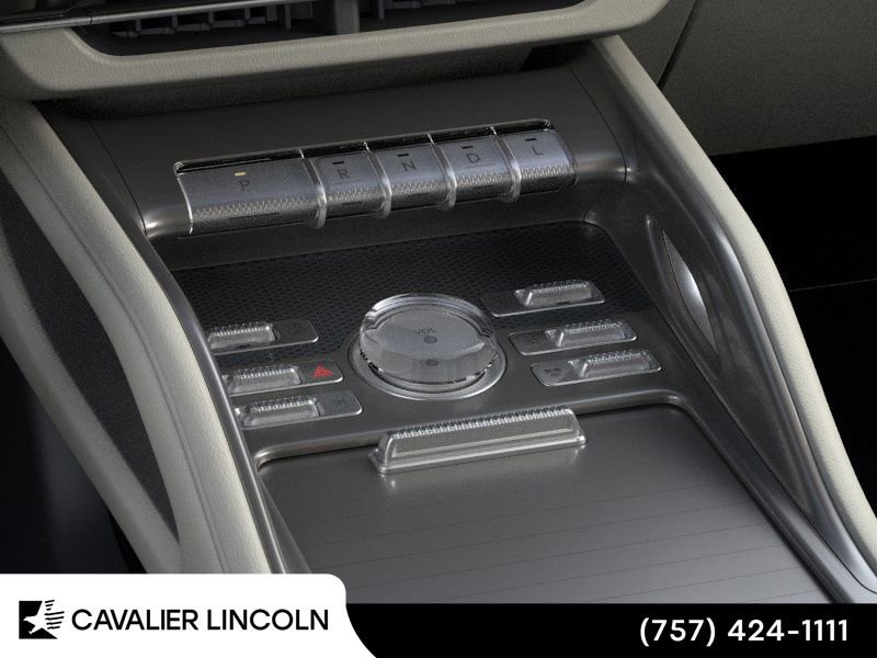 Used 2026 Lincoln Nautilus Premier AWD/4WD image 15