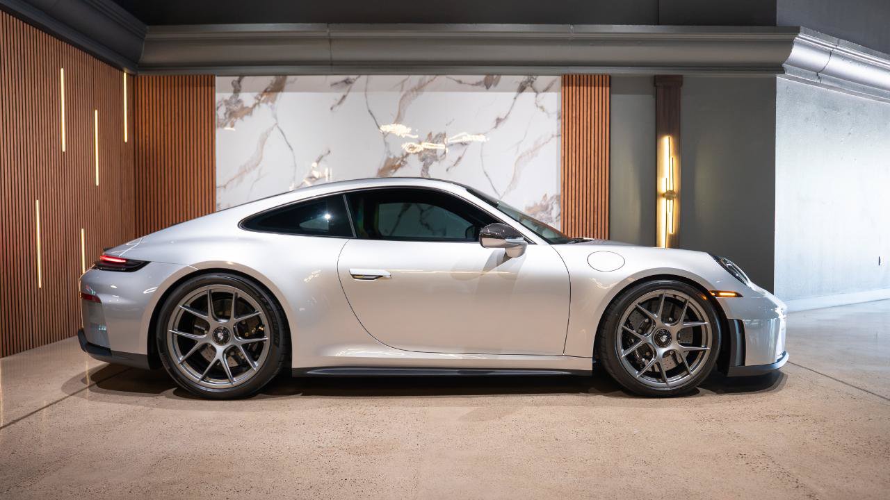 Used 2026 Porsche 911 GT3 RWD image 7