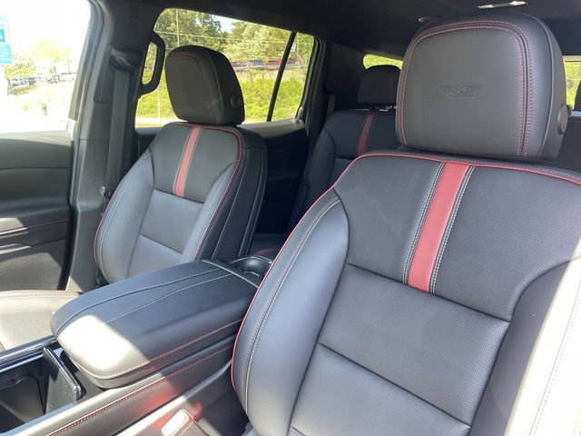 New 2027 Chevrolet Traverse RS AWD/4WD image 11
