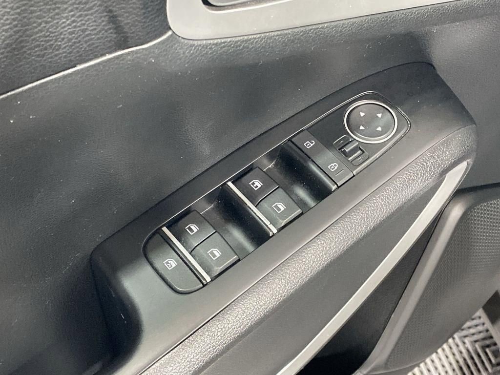Used 2024 Kia Soul LX w/ Option Group 015 image 16