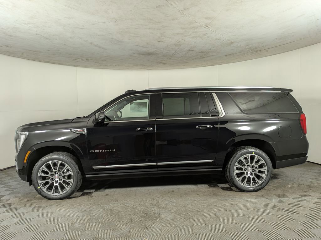 New 2026 GMC Yukon XL Denali w/ Sun & Power Step Package image 3