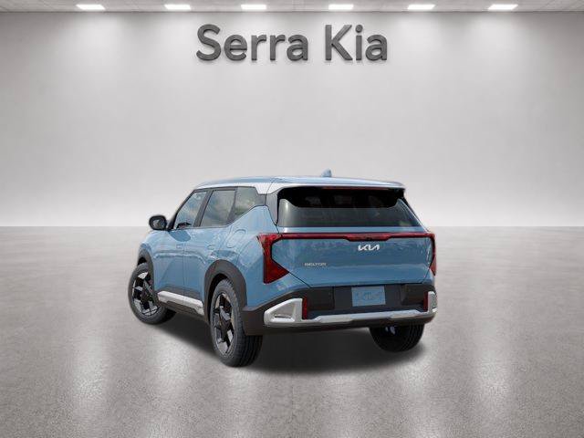 New 2027 Kia Seltos S FWD image 4