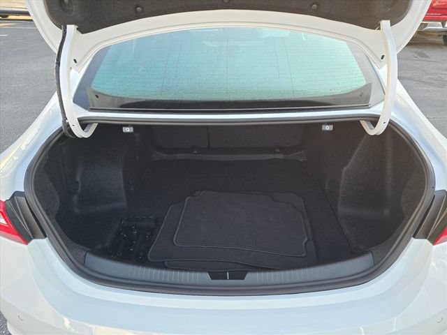 Certified 2025 Chevrolet Malibu LS FWD image 31