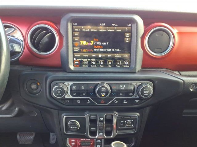 Used 2022 Jeep Wrangler Unlimited Rubicon w/ Cold Weather Group image 9