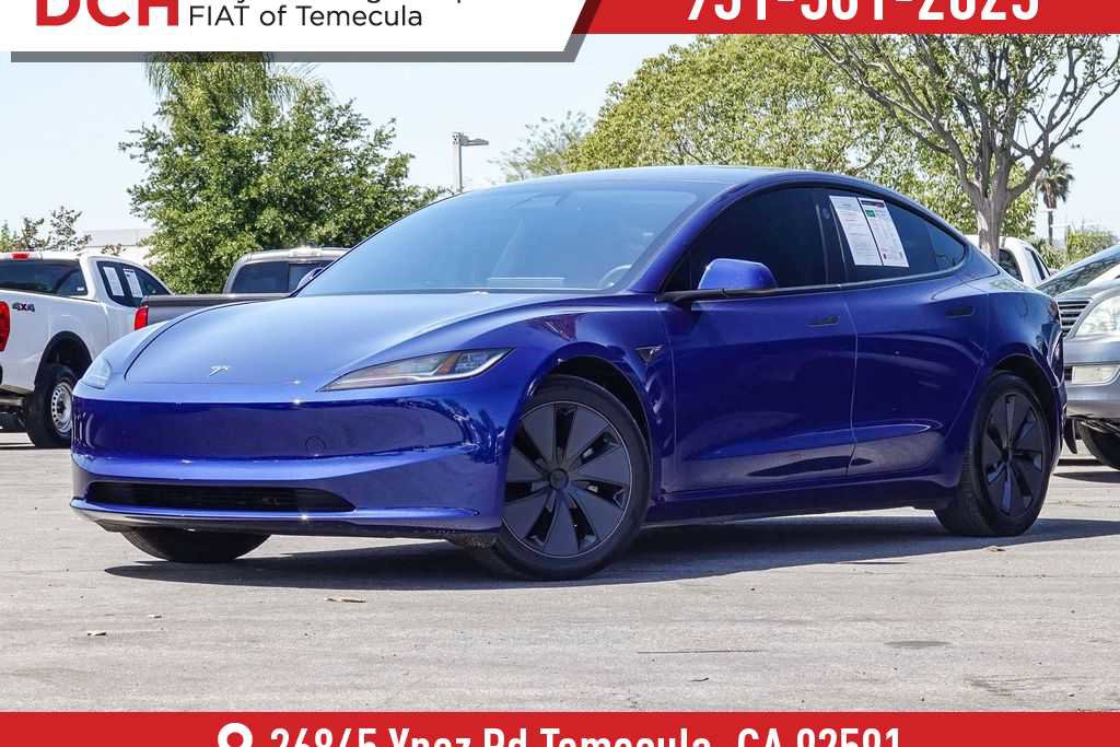 Used 2024 Tesla Model 3 Standard Range RWD image 1