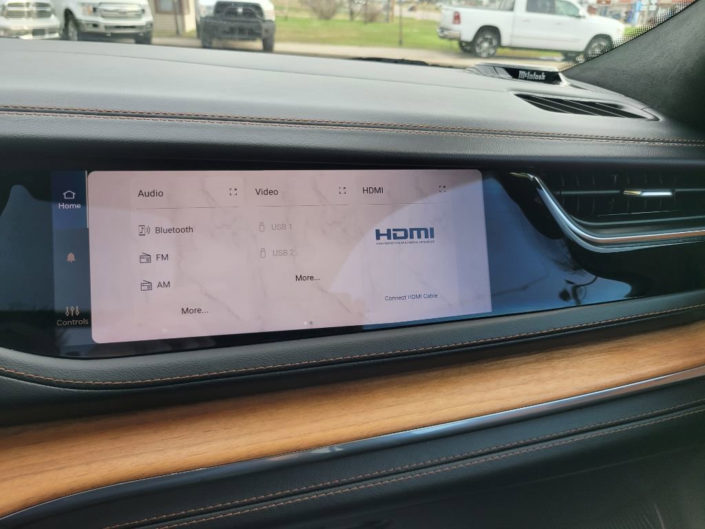 Used 2023 Jeep Grand Cherokee L Summit image 39