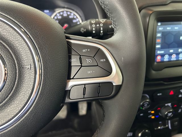 Used 2021 Jeep Renegade Latitude image 17