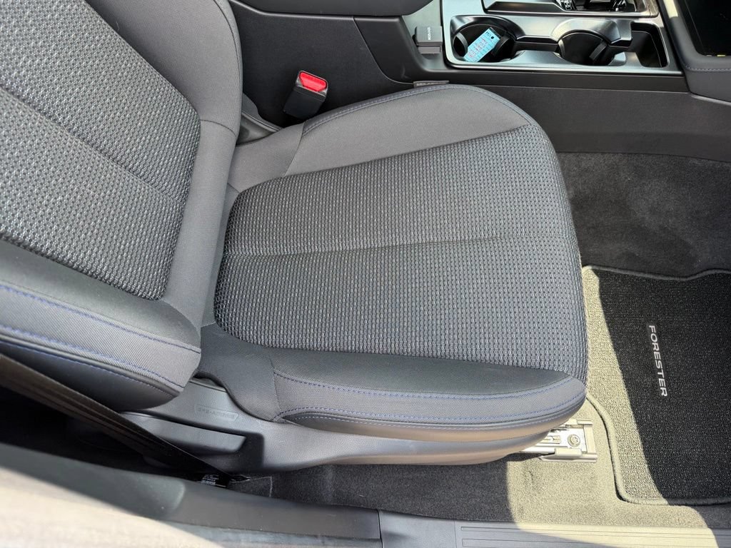 Used 2026 Subaru Forester Premium AWD/4WD image 16