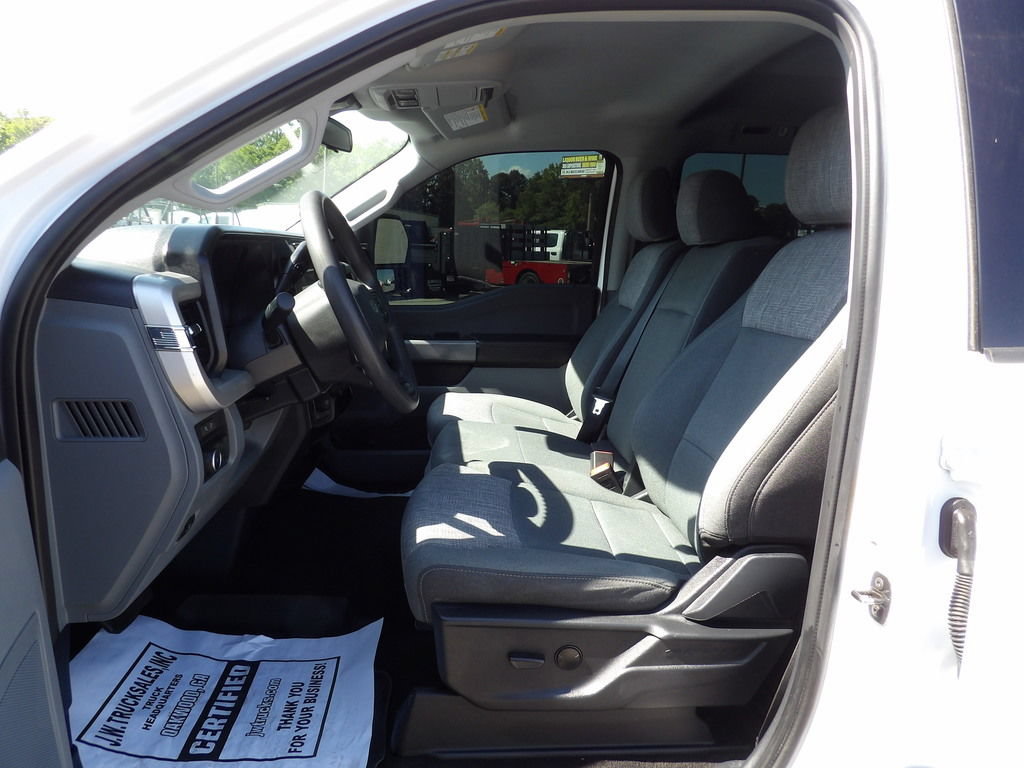 Used 2024 Ford F250 XLT w/ FX4 Off-Road Package AWD/4WD image 22