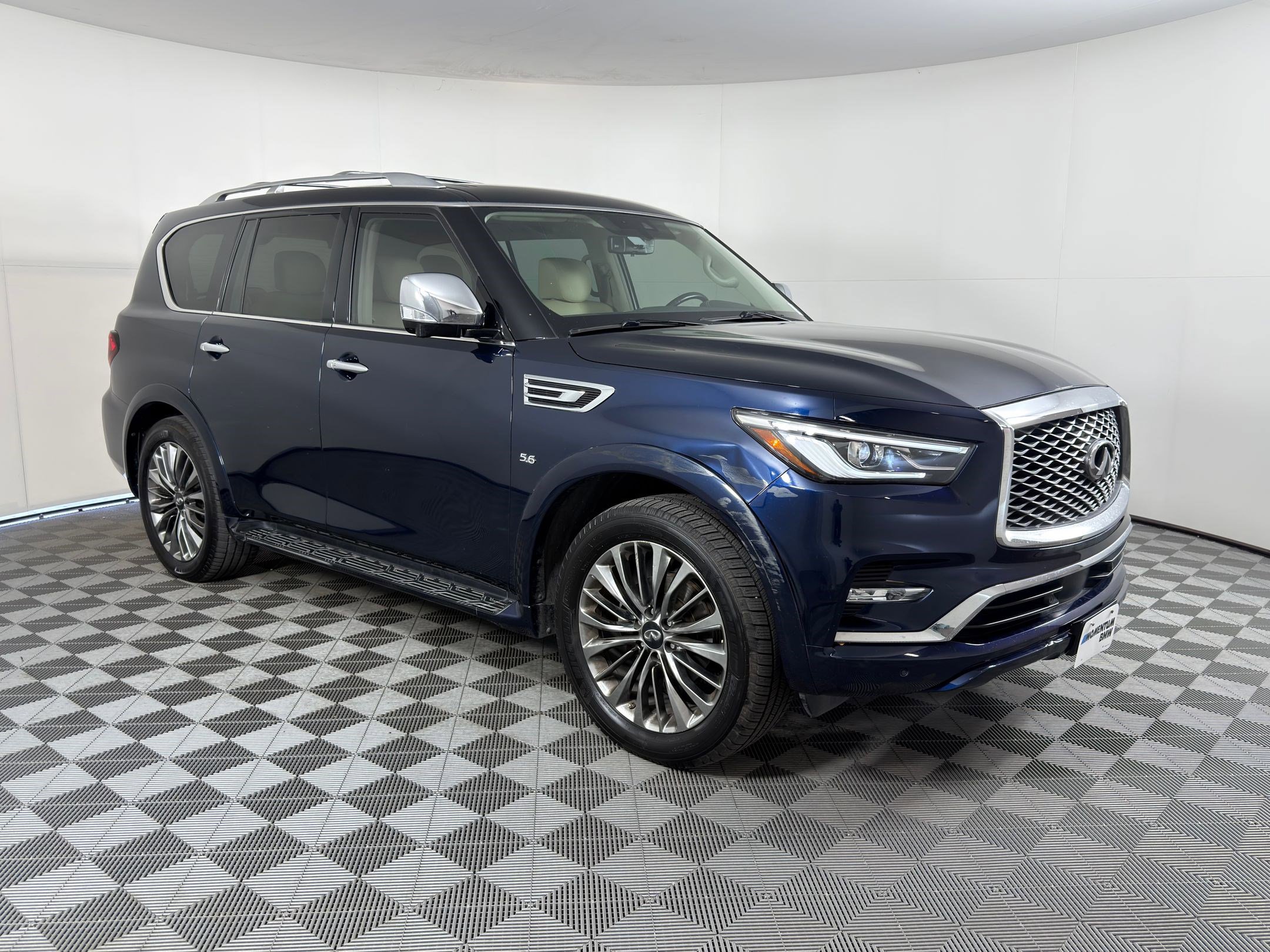 Used 2020 INFINITI QX80 Luxe w/ Sensory Package image 7