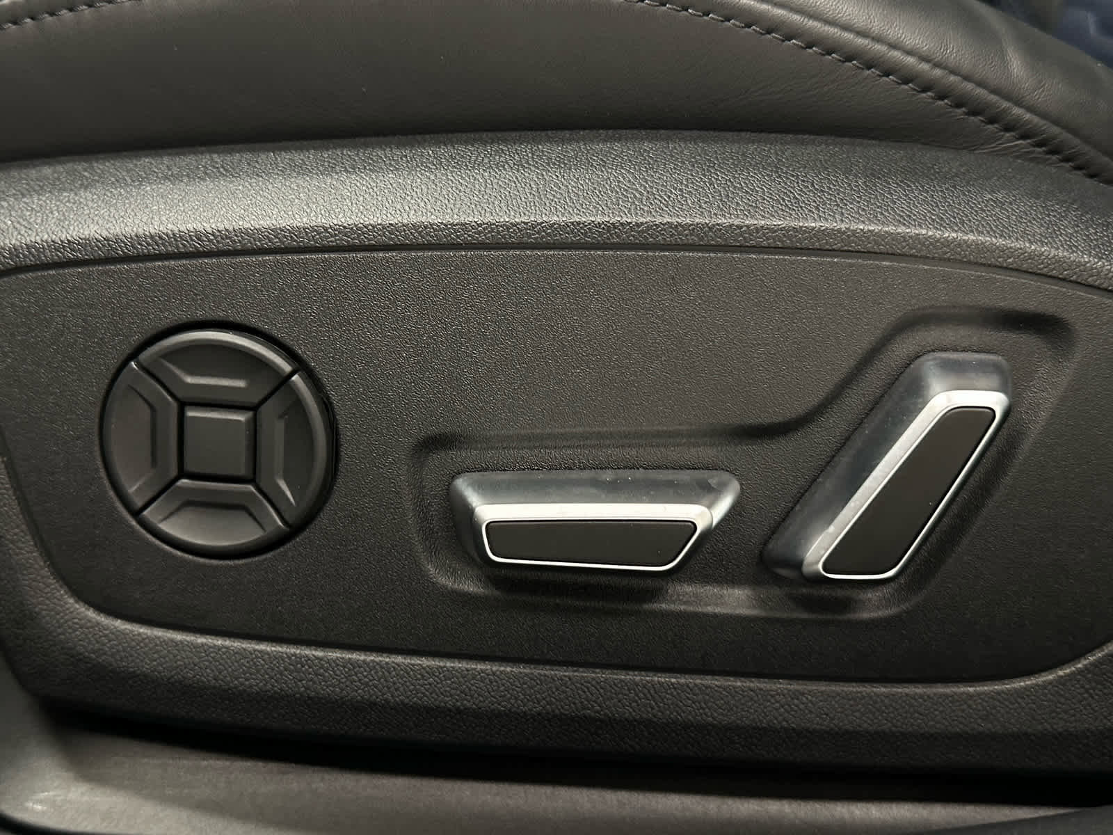 Used 2025 Audi RS 6 performance image 12