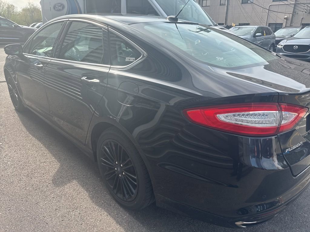 Used 2016 Ford Fusion SE w/ Equipment Group 202A AWD/4WD image 7