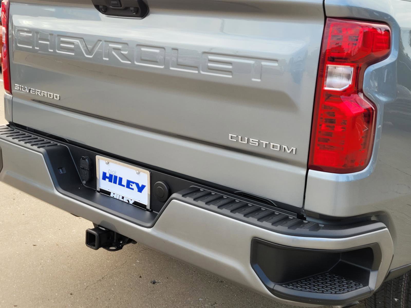 New 2026 Chevrolet Silverado 1500 Custom RWD image 4