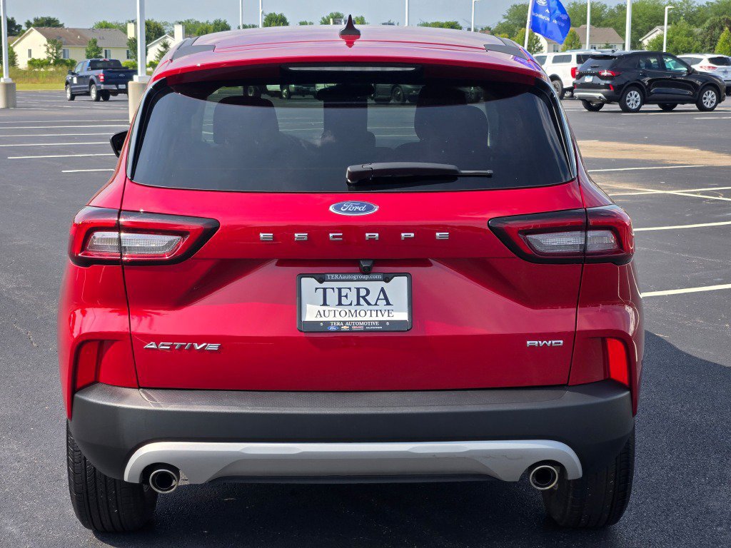 Certified 2023 Ford Escape Active AWD/4WD image 12