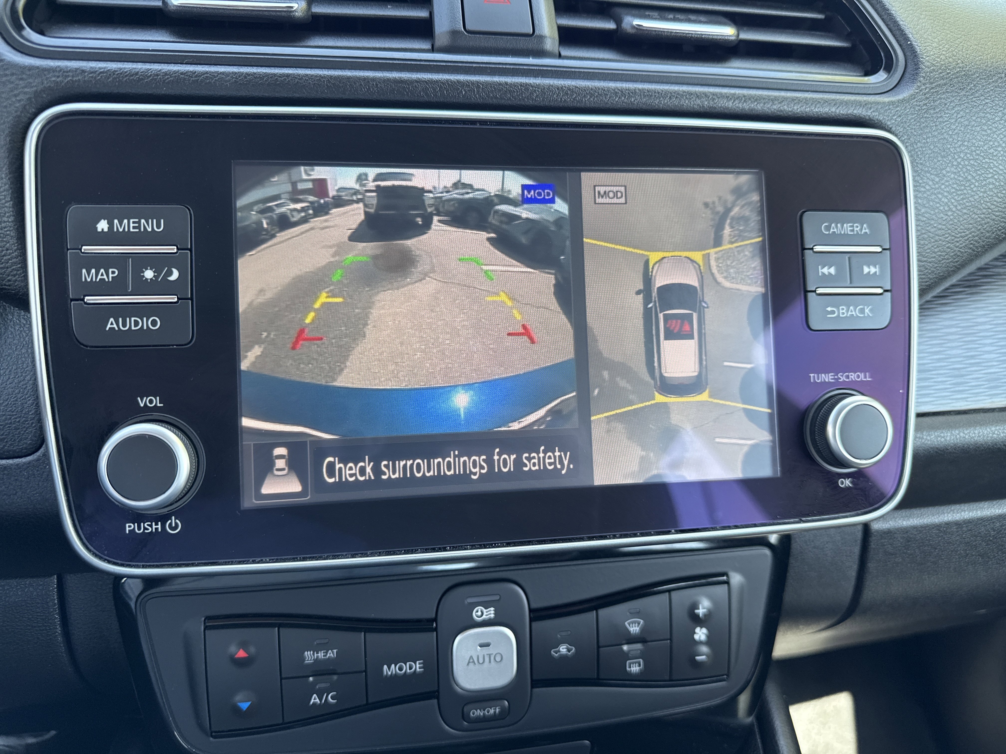 Certified 2024 Nissan Leaf SV Plus image 25