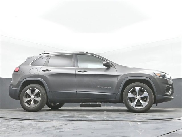 Used 2019 Jeep Cherokee Limited image 43