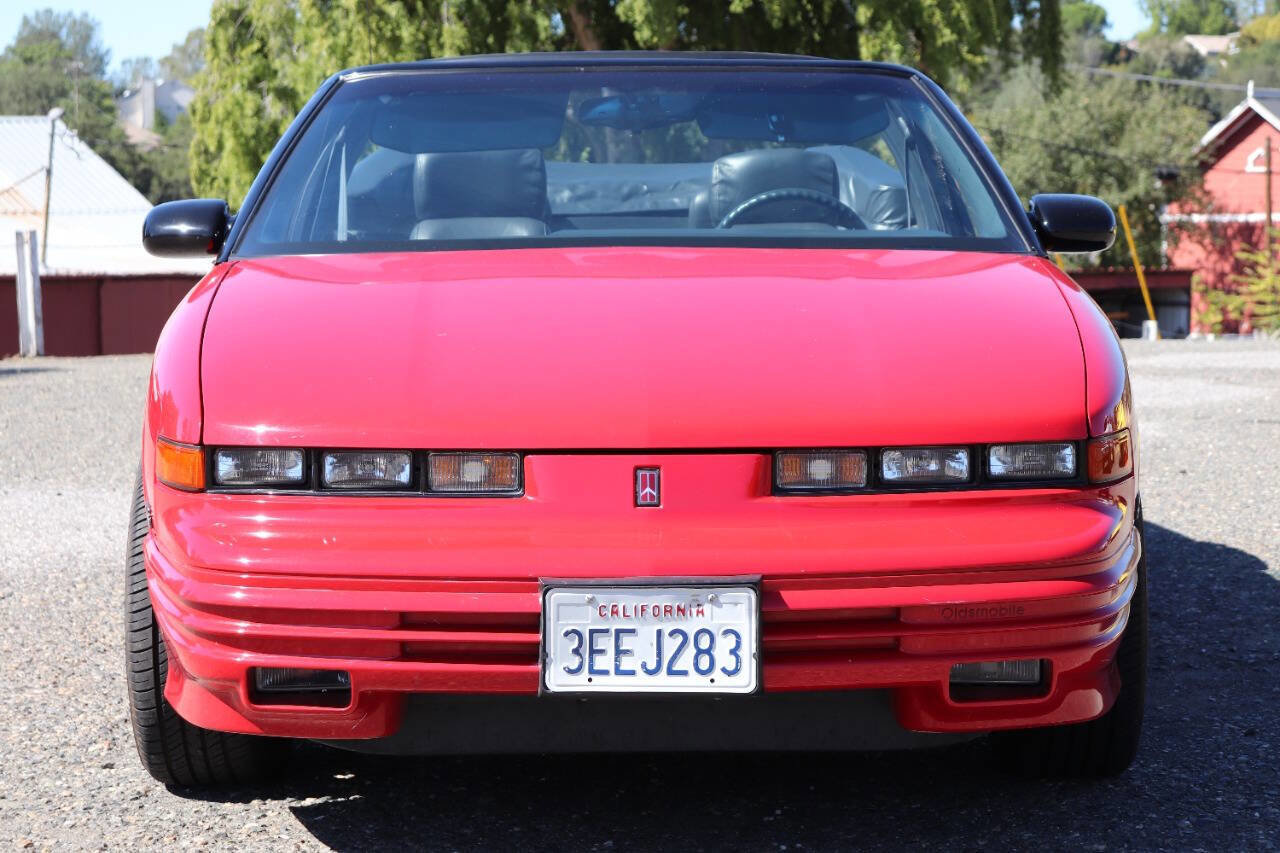 Used 1993 Oldsmobile Cutlass Supreme Convertible image 3