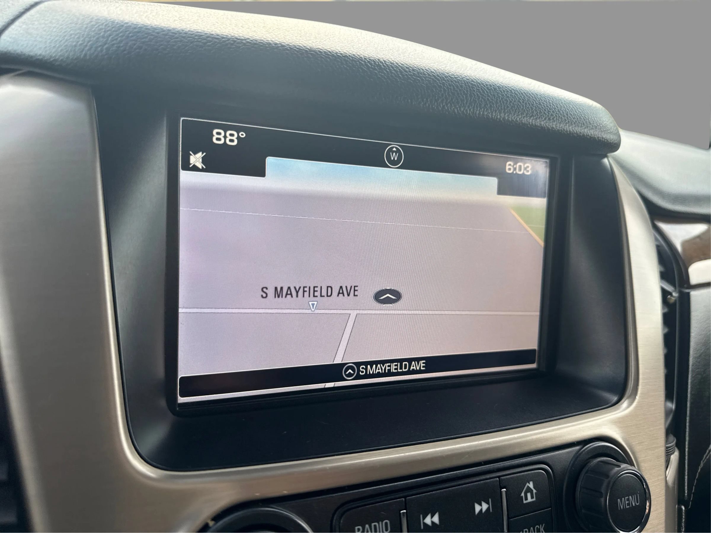 Used 2016 GMC Yukon Denali RWD image 25