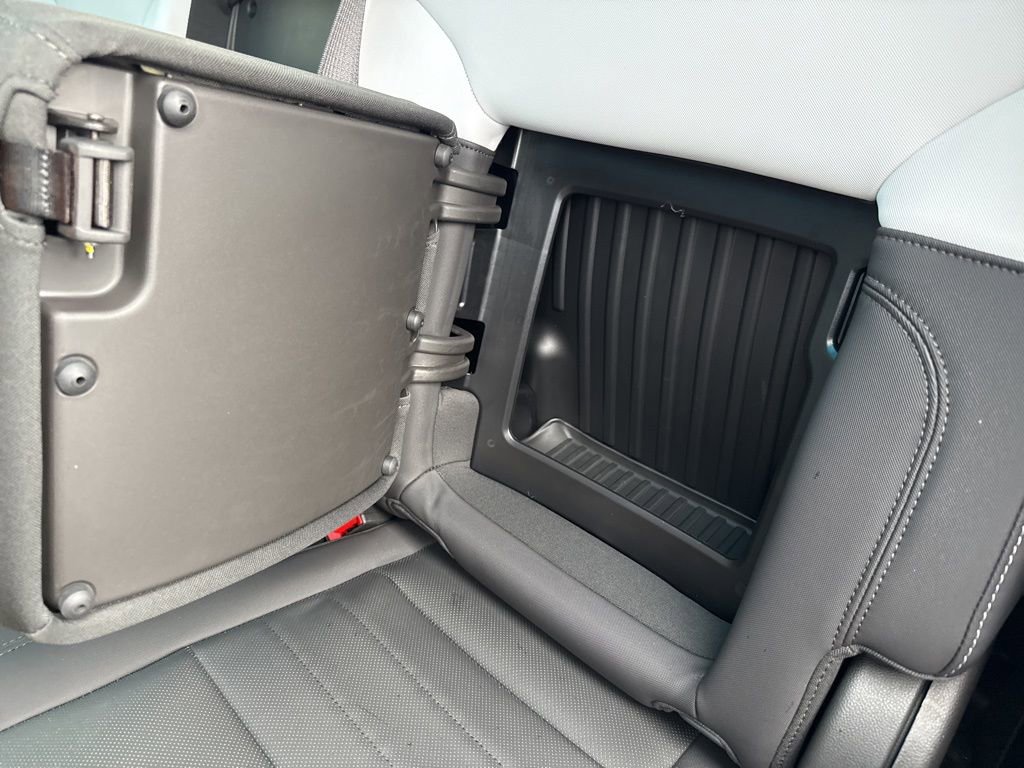 Used 2024 GMC Hummer EV 3X w/ Omega Edition image 62