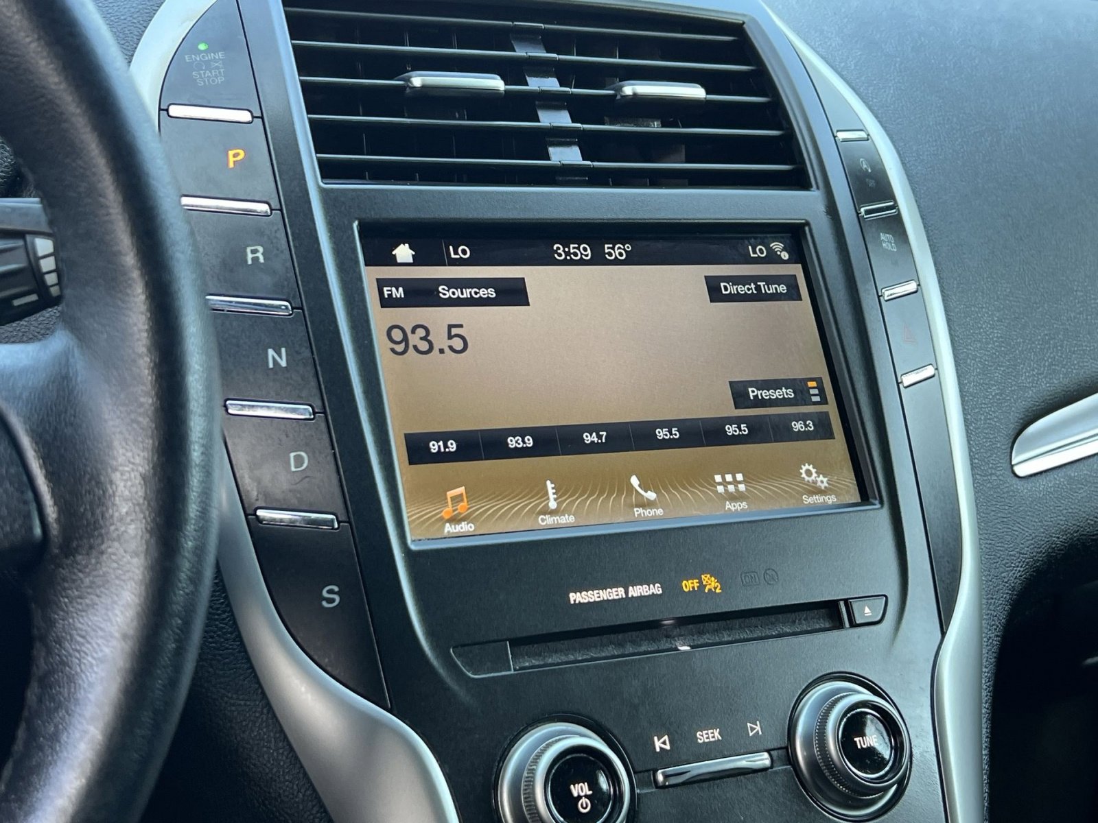 Used 2019 Lincoln MKC Premiere image 16