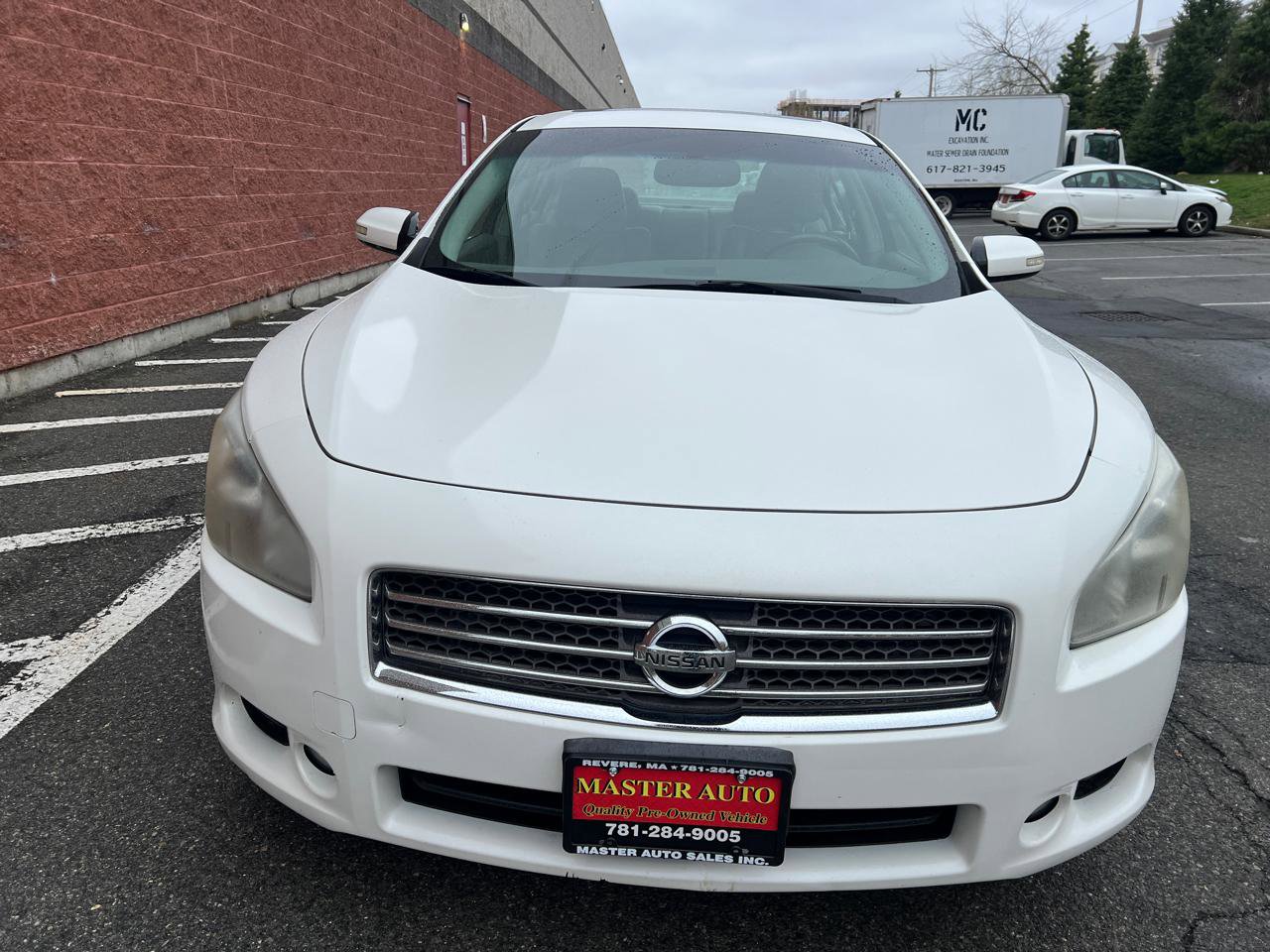 Used 2009 Nissan Maxima 3.5 SV w/ Sport Pkg FWD image 2