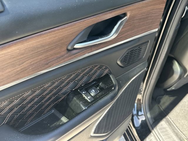 Used 2022 Jeep Grand Cherokee L Summit w/ Luxury Tech Group V image 34